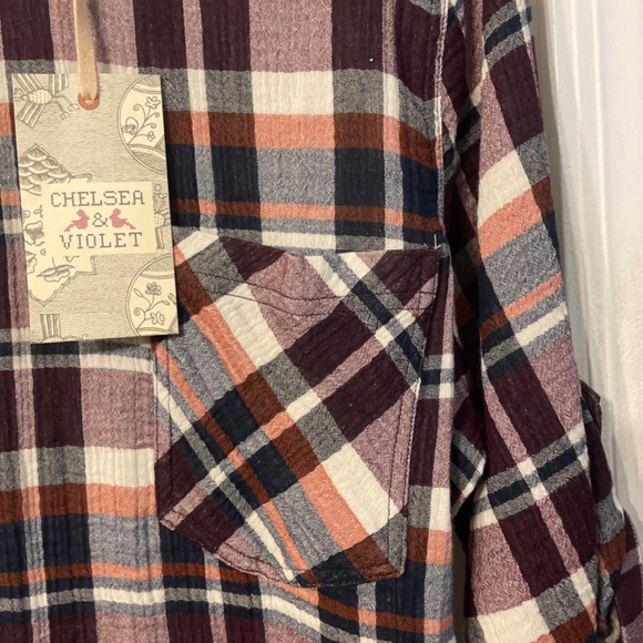 Chelsea & violet - Picture 4 of 12